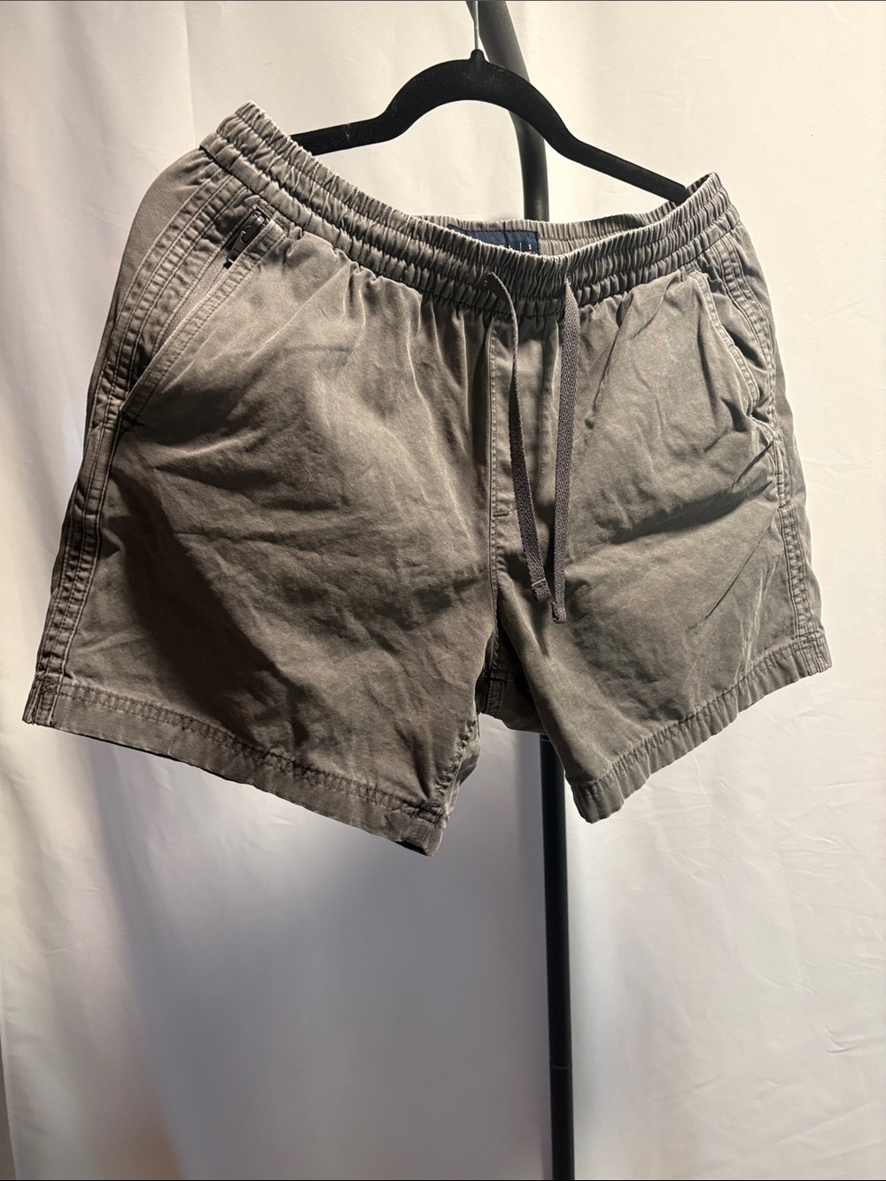 Abercrombie & Fitch Men's Gray Drawstring Shorts